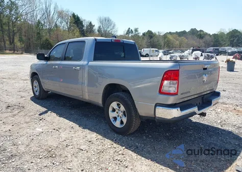 2020 Ram 1500 Big Horn 4X2 6'4 Box z USA, uszkodzony, nr VIN 1C6RREMG1LN260813